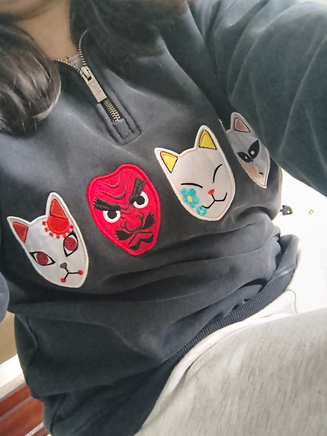 Customer photo review of 5197 - Demon Slayer: Kimetsu no Yaiba - Quarter Zip