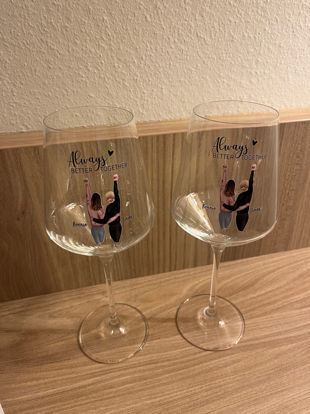 Customer photo review of Best Friends Forever - Personalisiertes Weinglas