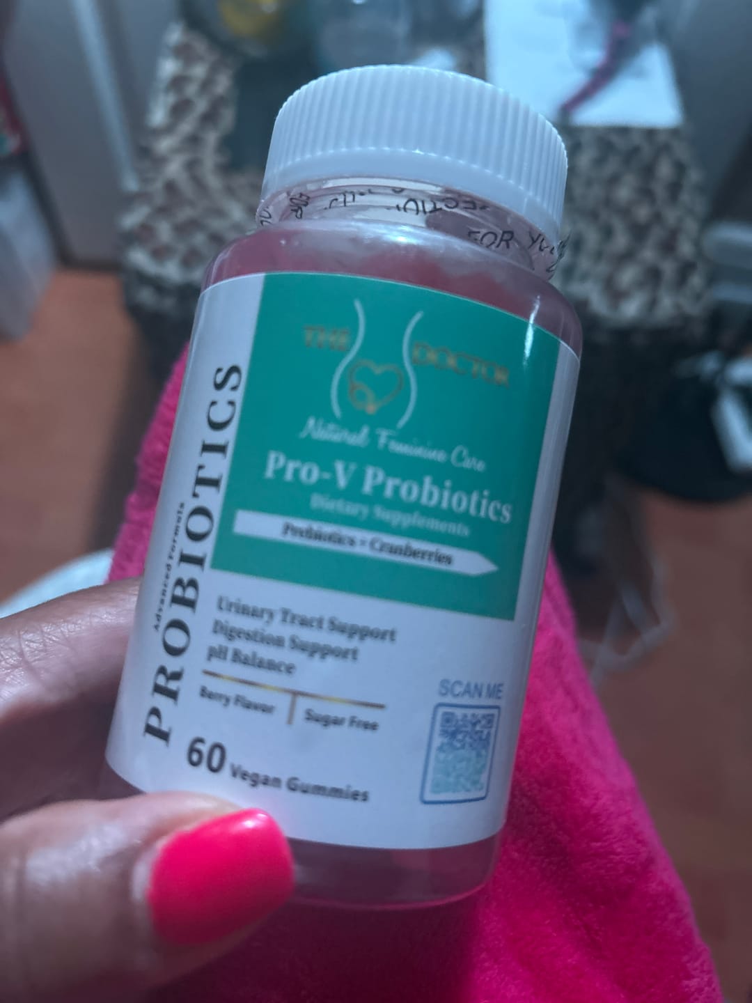 Customer photo review of NEW Cranberry PROBIOTICS - Feminine Balance GUMMIES - Prevent Urinary Tract Infections