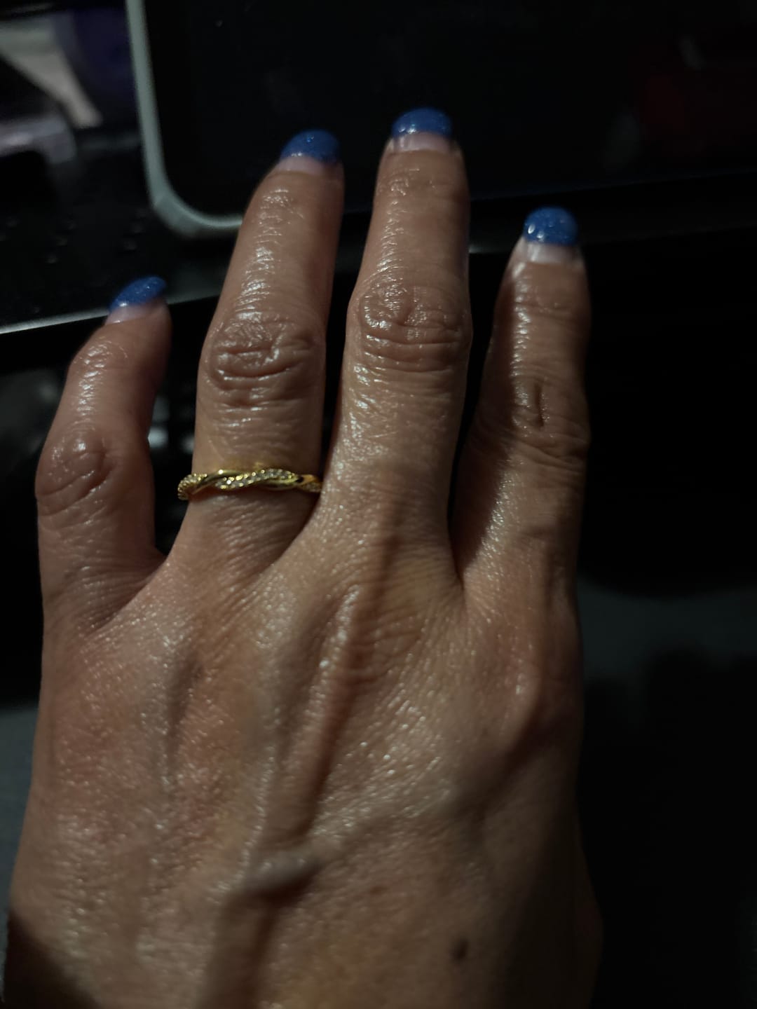 Customer photo review of Moissanite Twisted Ring