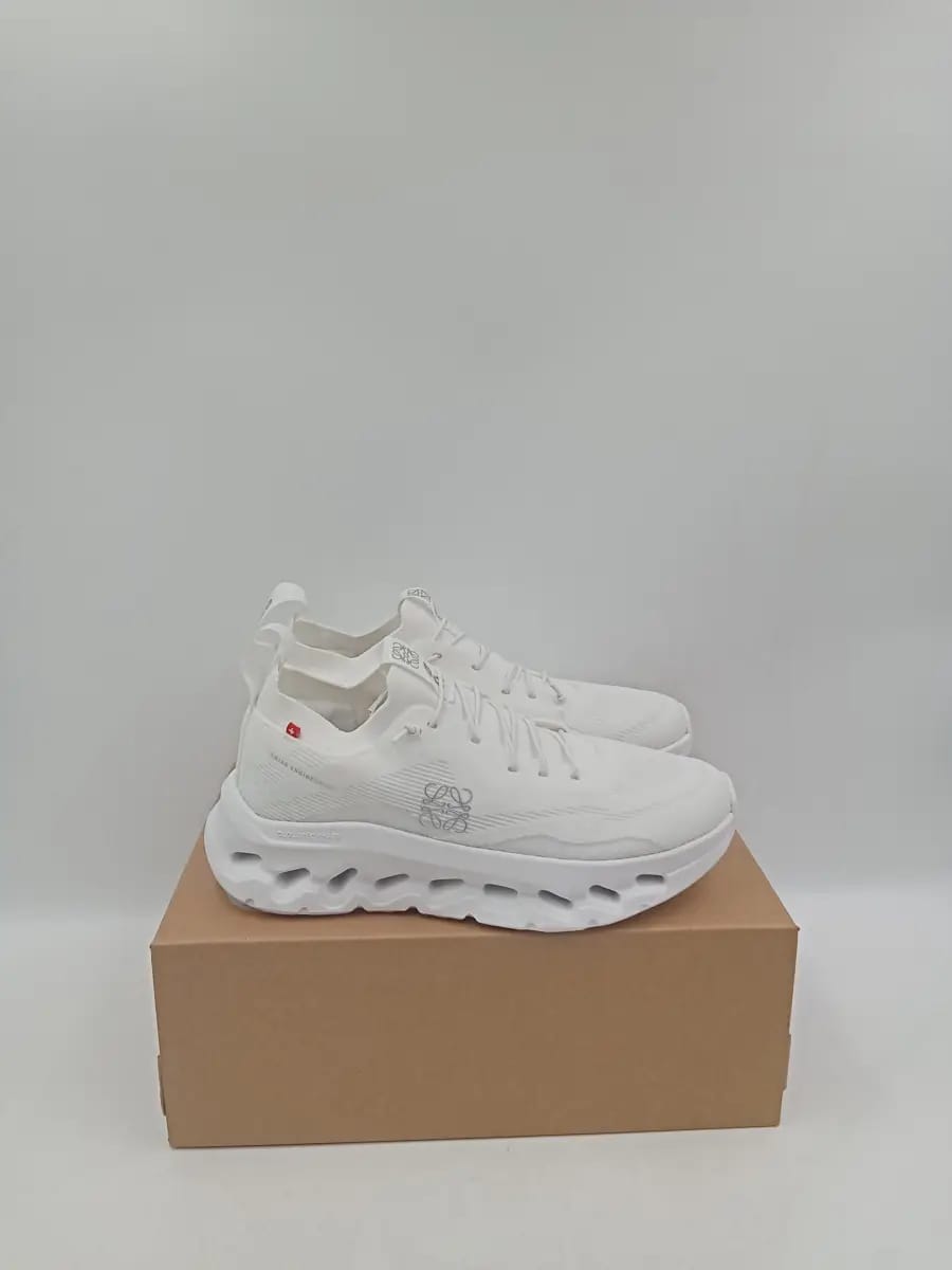 Customer photo review of Loewe X OnCloud All White