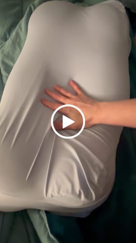 Customer video review of CloudAlign™ Pillow