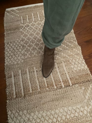 Customer photo review of BOTIN CECILE MUSTANG 2548
