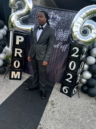Customer photo review of Men's 2-Piece Jacquard Embroidery Paisley Black Suit