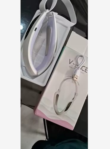 Customer photo review of ALISSEA V-SCULPT™  Dispositivo lifting facial EMS- LED tecnology