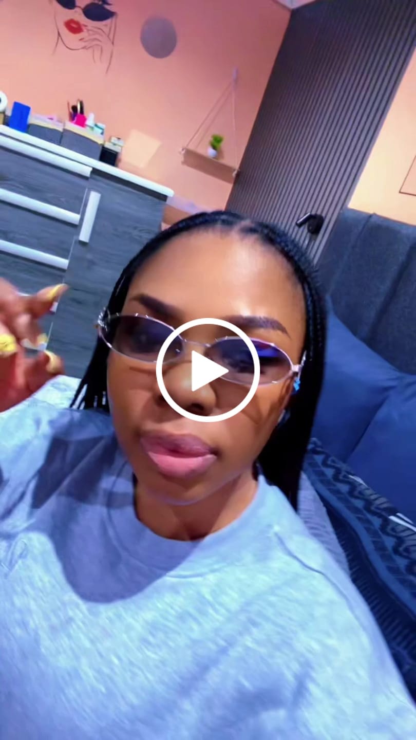 Customer video review of Muse Logo Sunglasses – Silver Edition