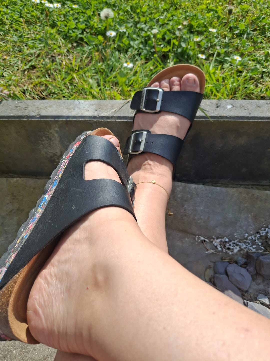 Customer photo review of ONYX | Sandal Black