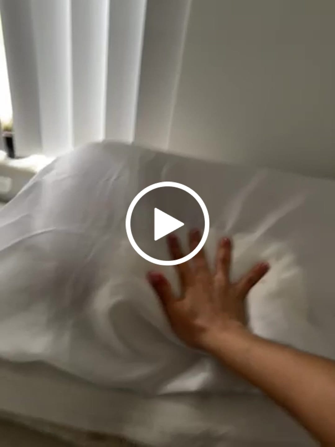 Customer video review of Halo Pillow