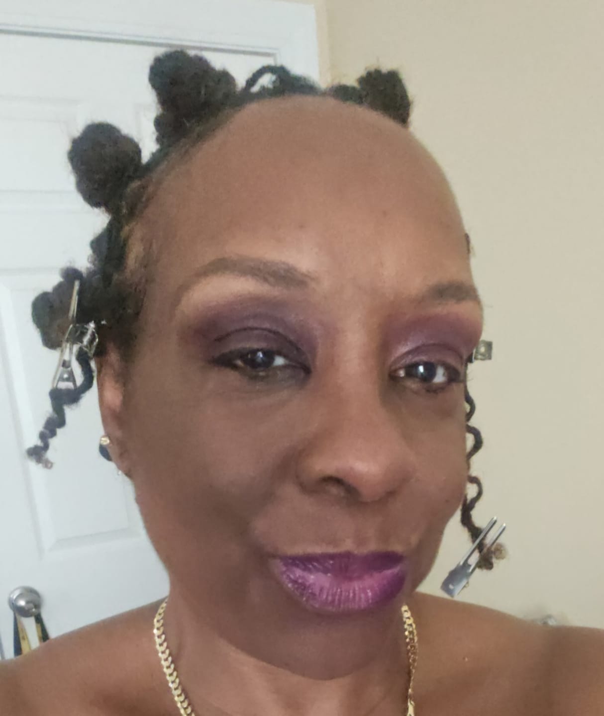Customer photo review of The Brow & Lash Perfecting Duo