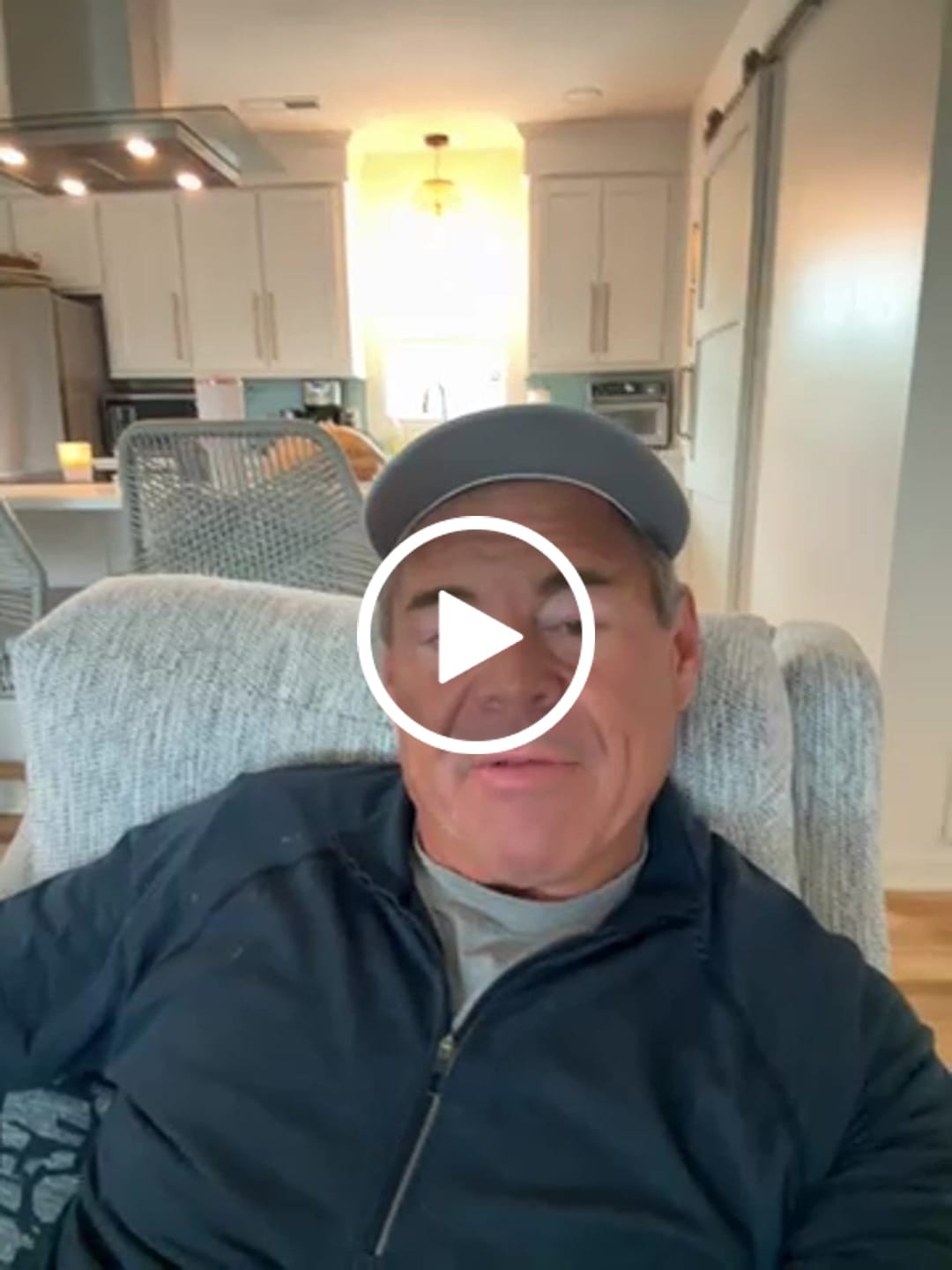 Customer video review of ZzzTape - Storage & Travel Case