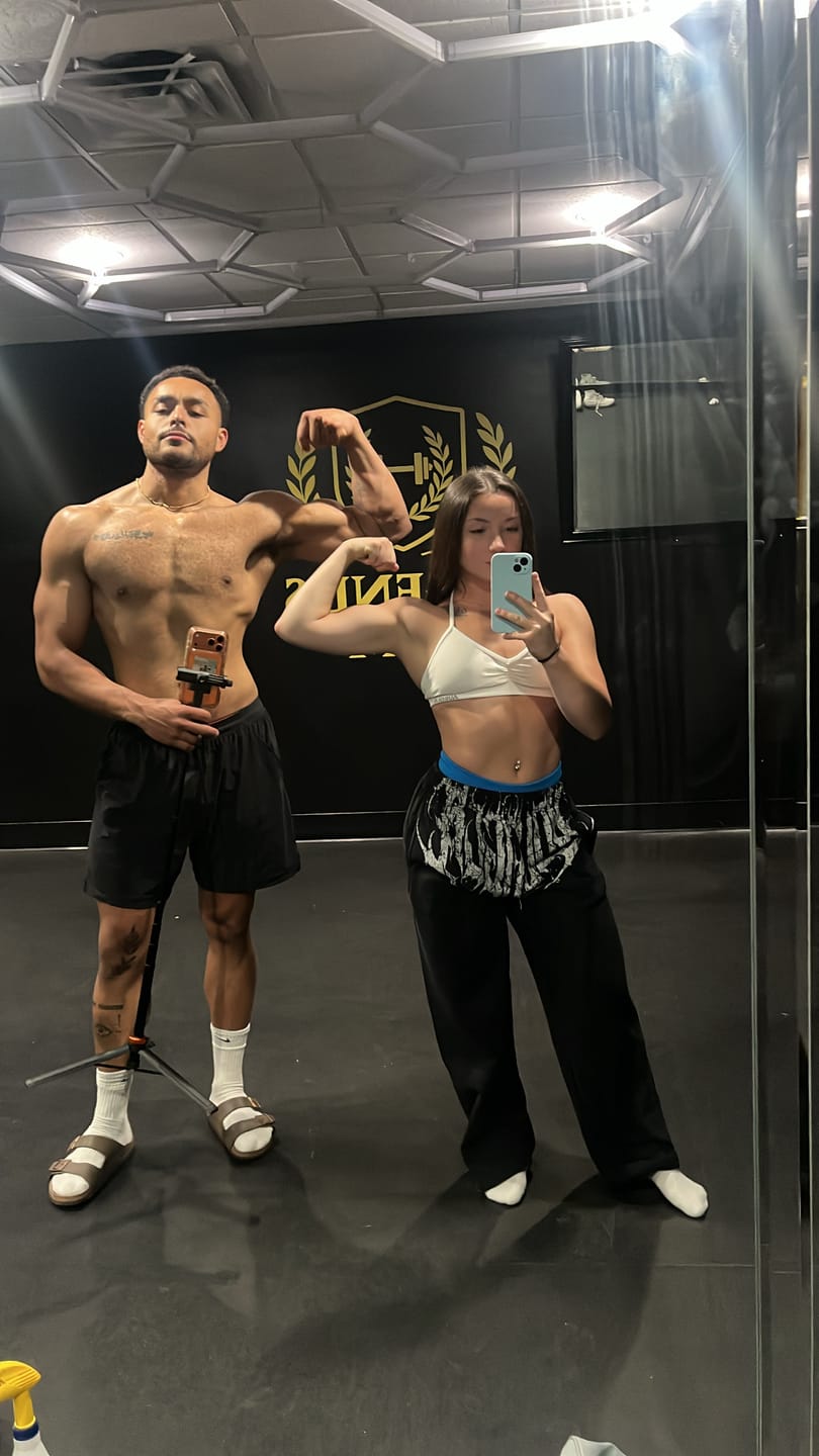Customer photo review of 2079 - Dark Wave Joggers