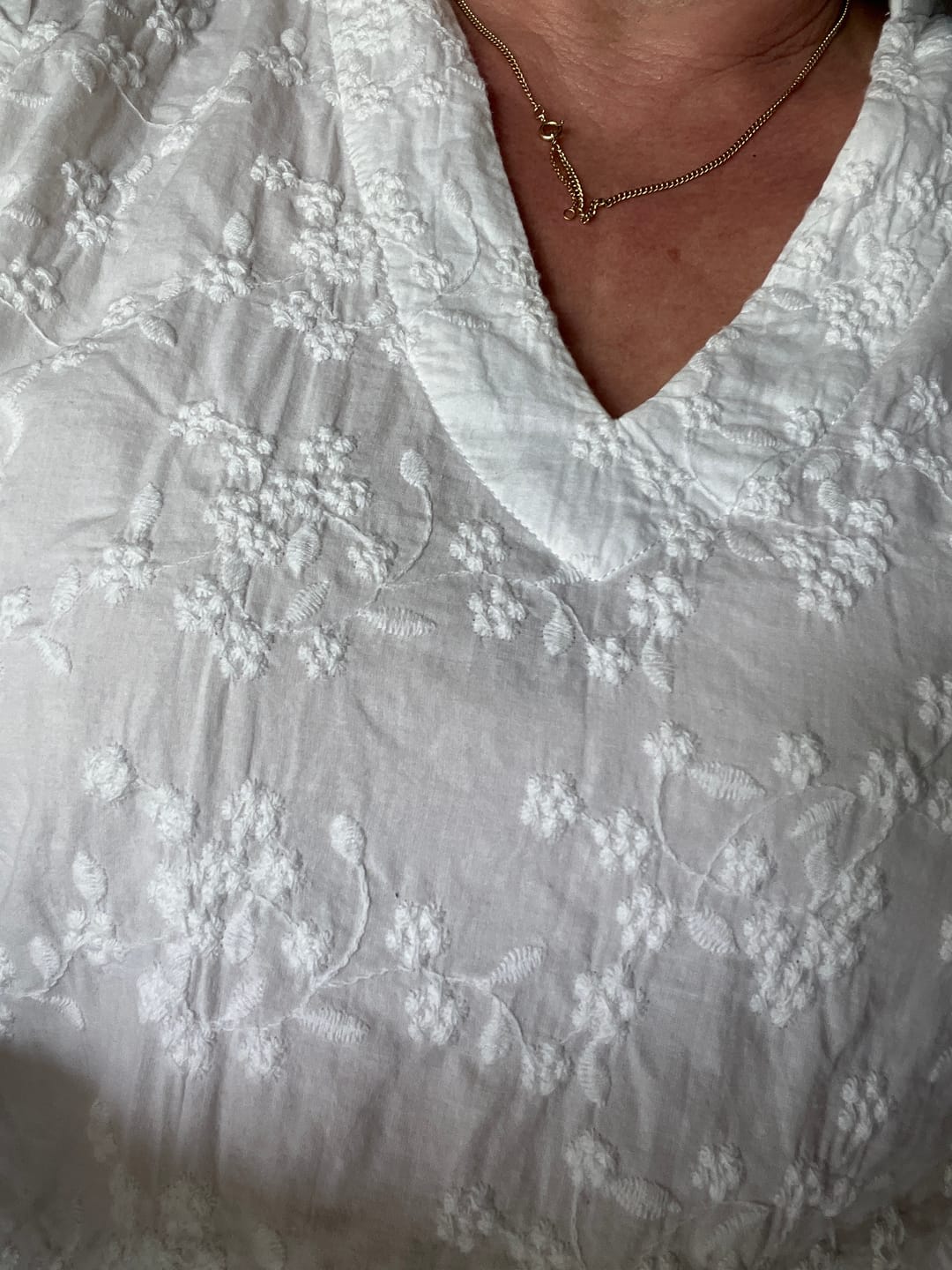 Customer photo review of Blouse Madeleine – Broderie ivoire fleurettes