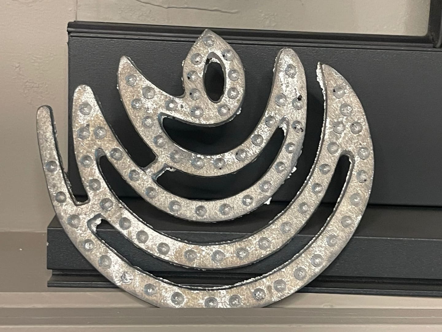 Customer photo review of Zinc Moon Helix – Vastu Remedy for North-East Direction Correction | Water Element Harmony | 4 & 6 Inch