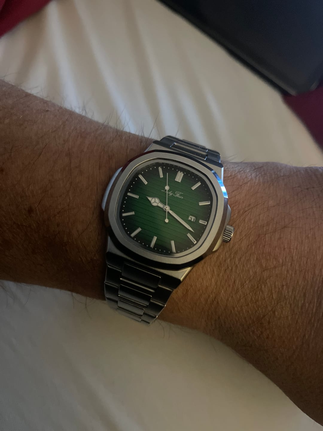 Customer photo review of Lucky Fours® Caspian