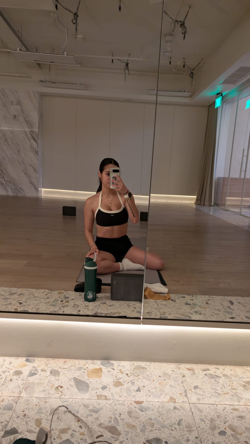 Customer photo review of The Halter Bra / Black-Cream