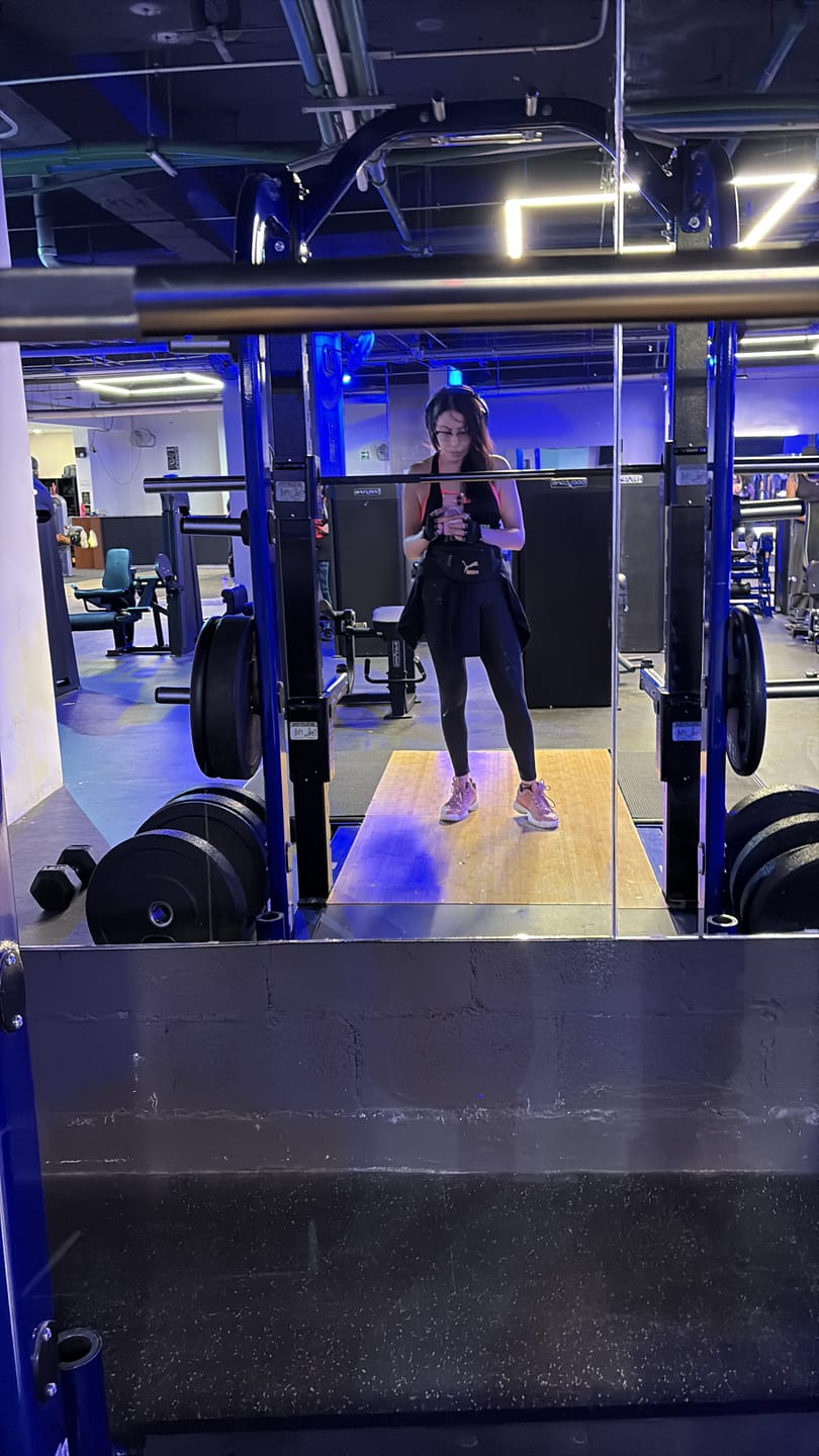 Customer photo review of Leggings push up | Supplex Stretch, Relieves Mandalas – Negra