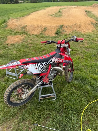 Customer photo review of Custom Seat Cover: 2023 Gas Gas MC 85