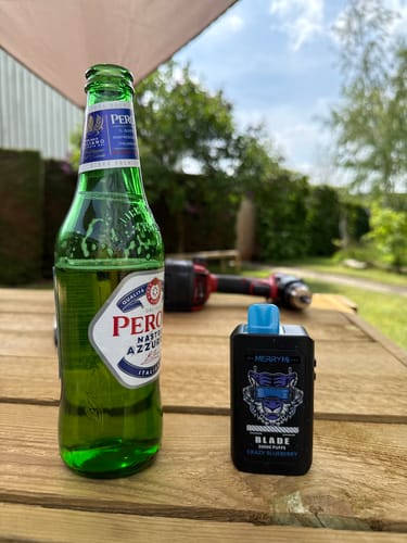 Customer photo review of Merry-Mi - Blade 30K - Puff Jetable / Vape Disposable - 5% nicotine