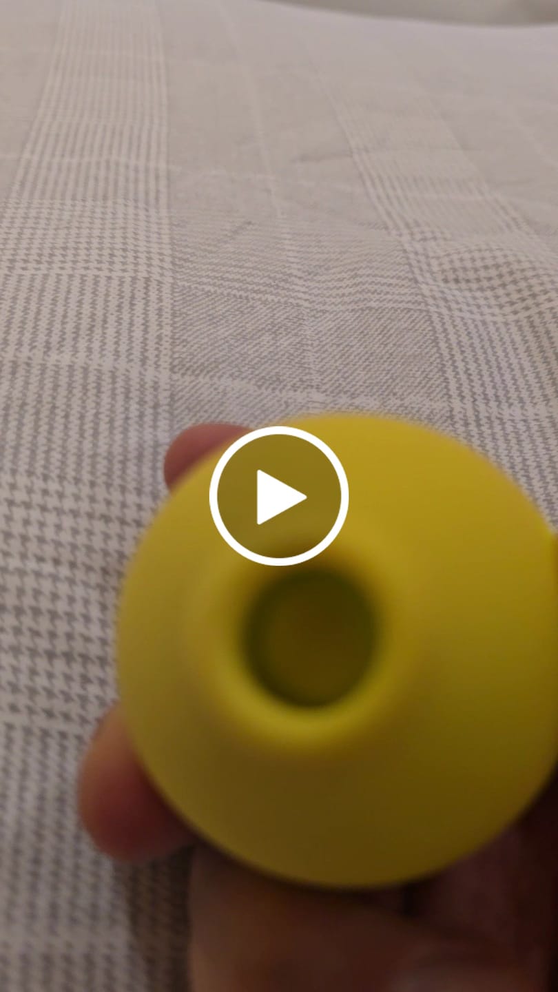 Customer video review of Lem Clitoral Massager
