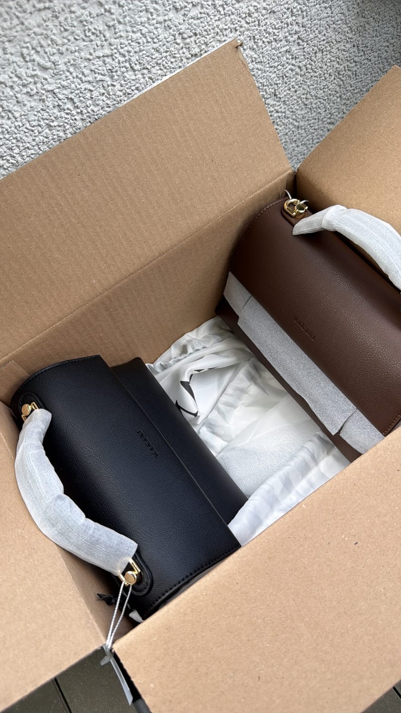 Customer photo review of NANI - BLACK
