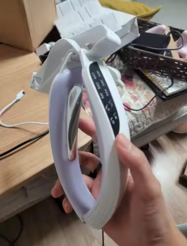 Customer photo review of ALISSEA V-SCULPT™  Dispositivo lifting facial EMS- LED tecnology