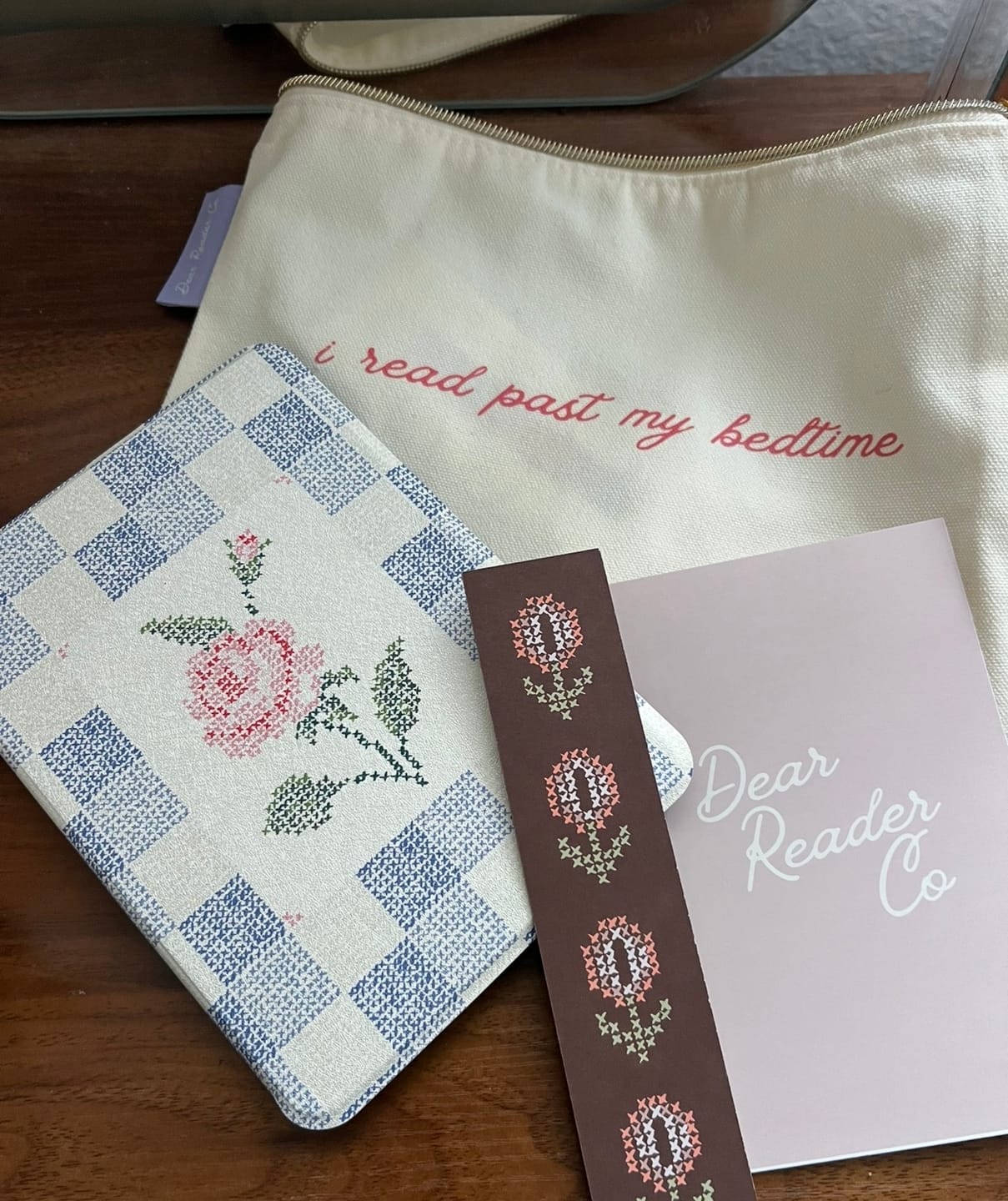 Customer photo review of Rose & Thread - Kindle Case