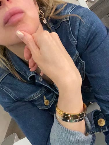 Customer photo review of Bracciale Rigido con Zirconi – Oro Giallo, Oro Rosa o Oro Bianco