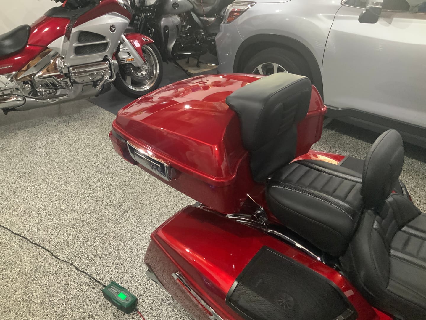 Customer photo review of PRE-DRILL HOLES FOR TOUR TRUNK PACK BACKREST