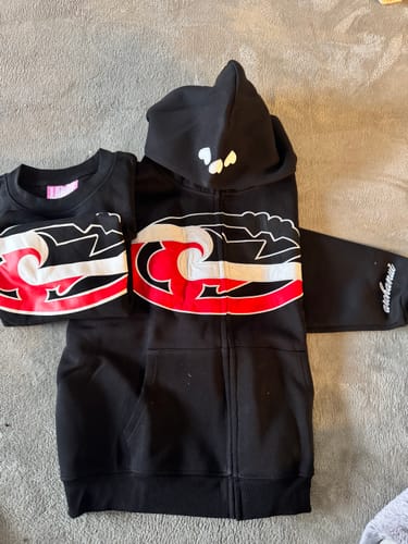 Customer photo review of ‘LAND  BLACK Tīhāte *PRE ORDER*