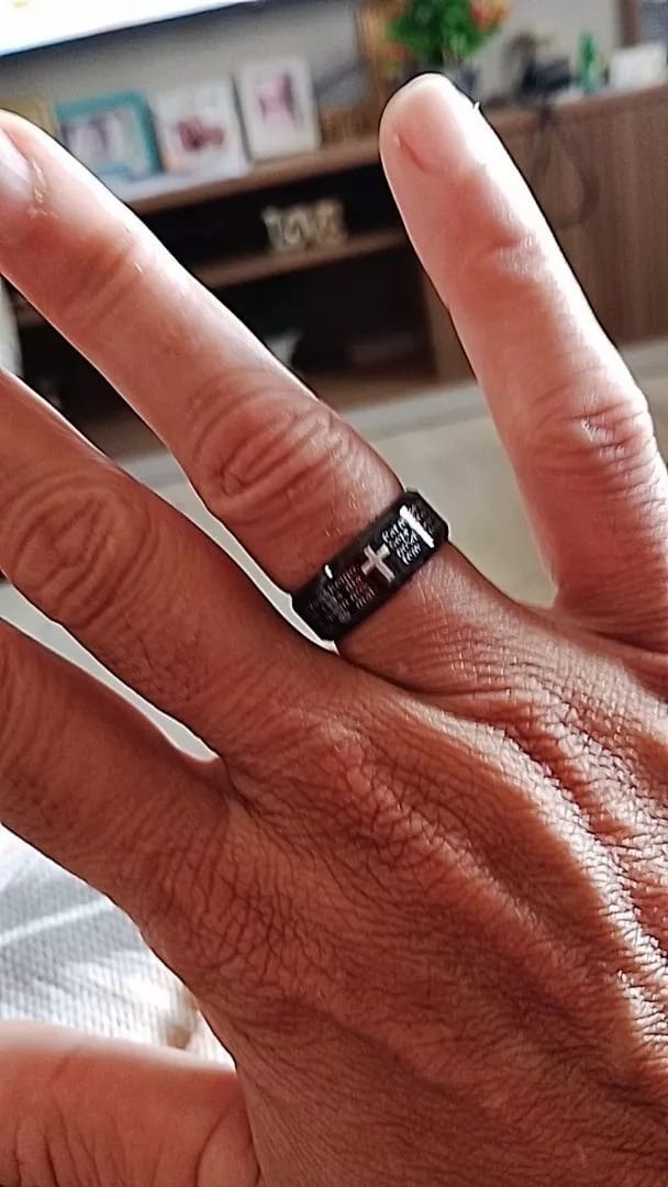 Customer photo review of Anel Masculino Oração Do Pai Nosso