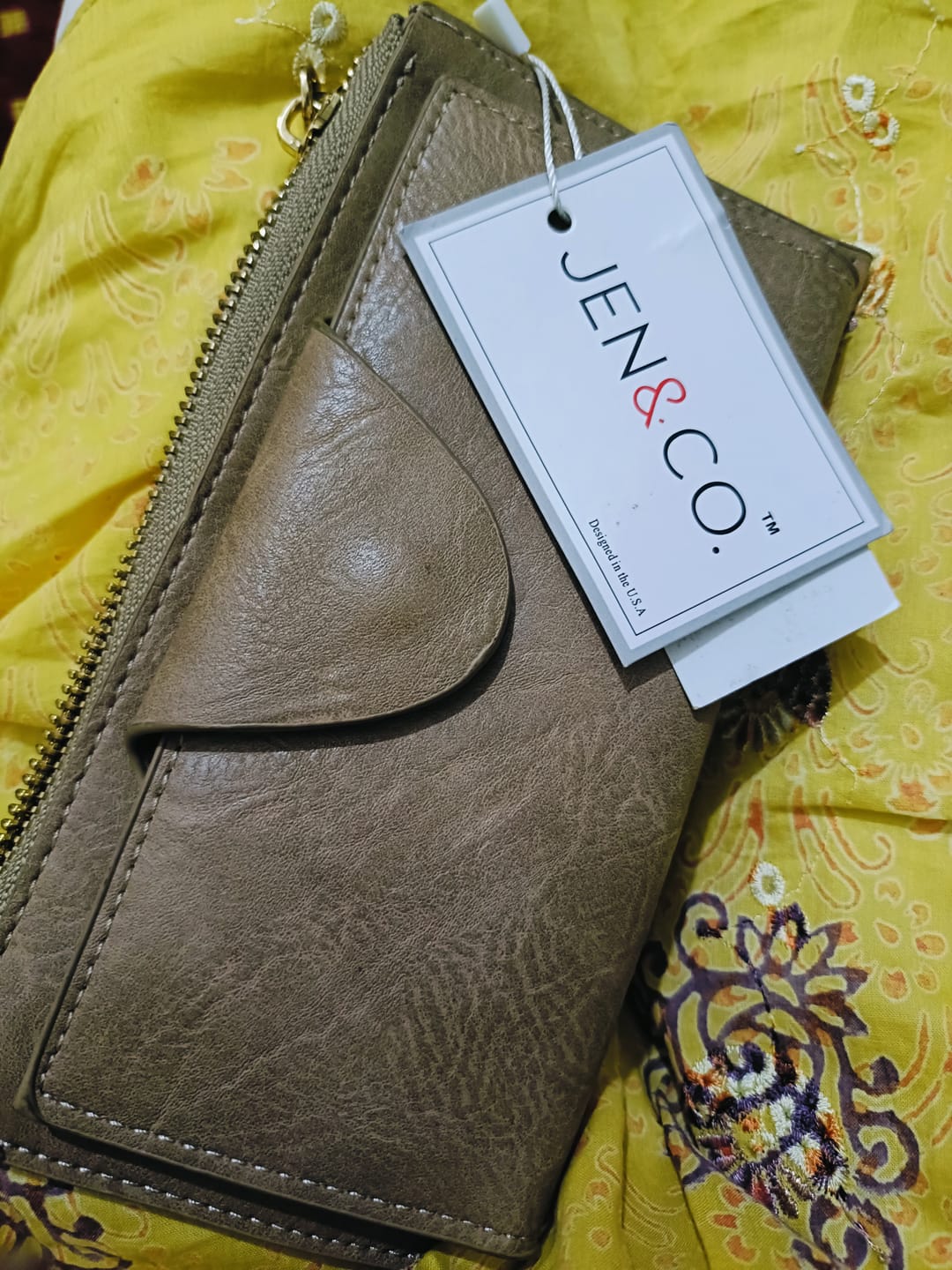 Customer photo review of Kyla Vegan RFID Wallet