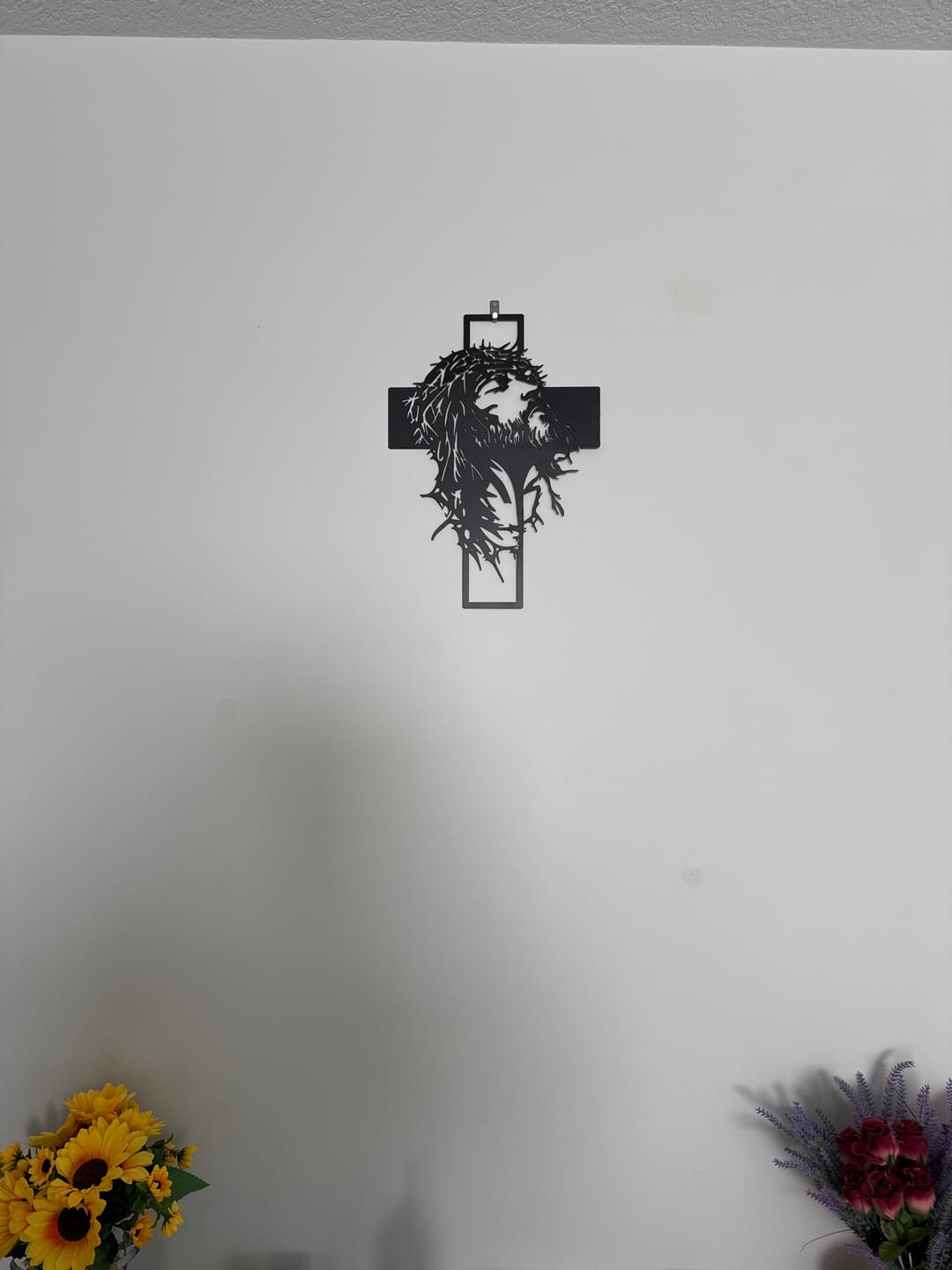 Customer photo review of Christianartworkshop Crown of Thorns Jesus Cross Metal Wall Decor: Heartfelt Faith Statement