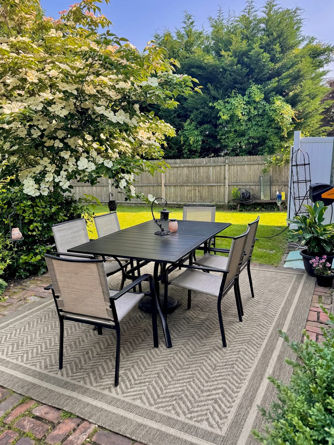 Customer photo review of Loom Indoor/Outdoor Rug - Gray