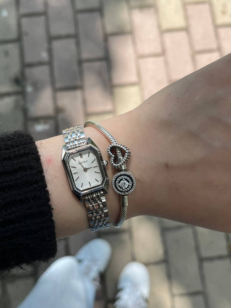 Customer photo review of Isabell Petite Silver