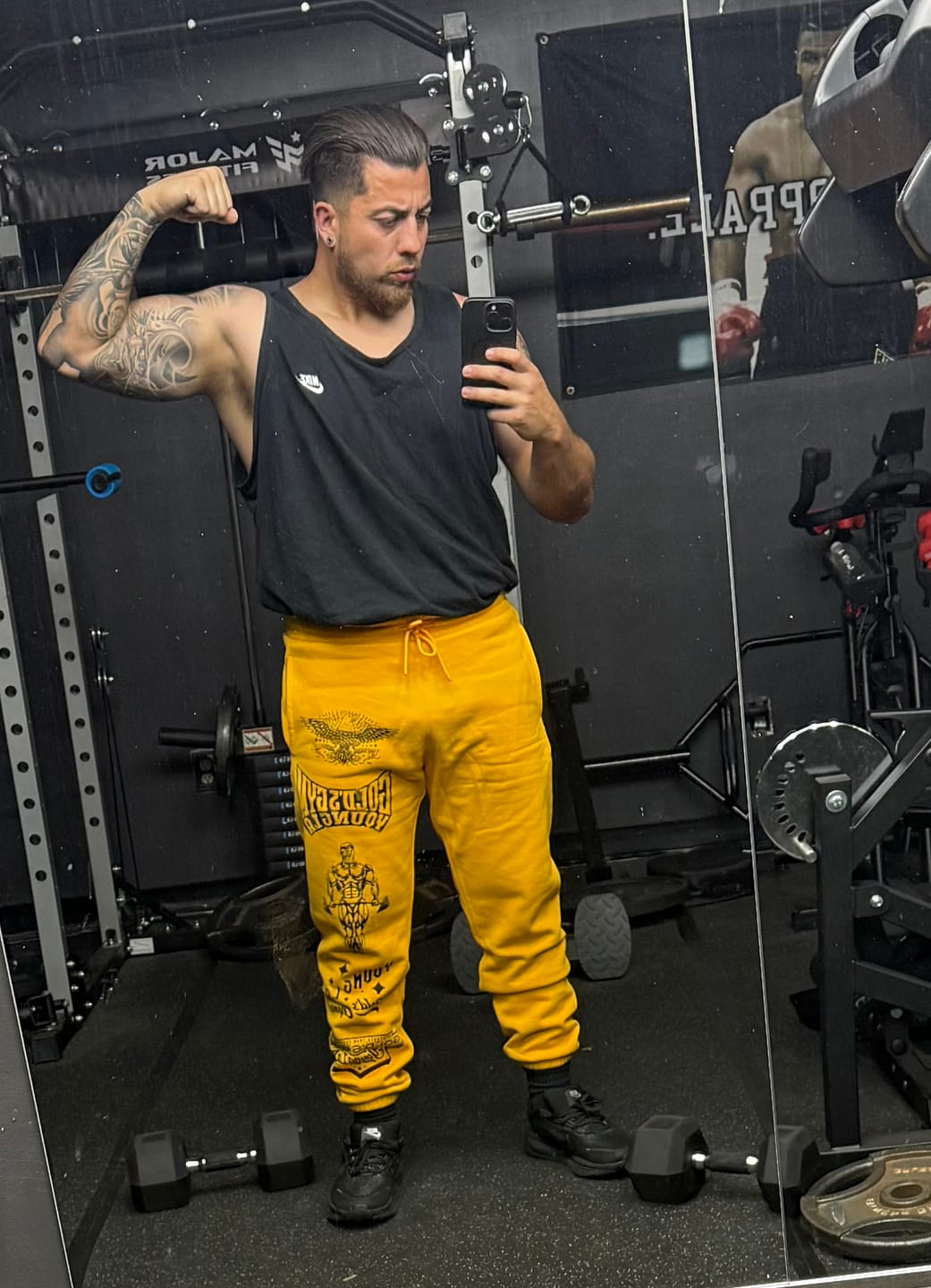 Customer photo review of 2143 - Golds Gym Immortal Joggers