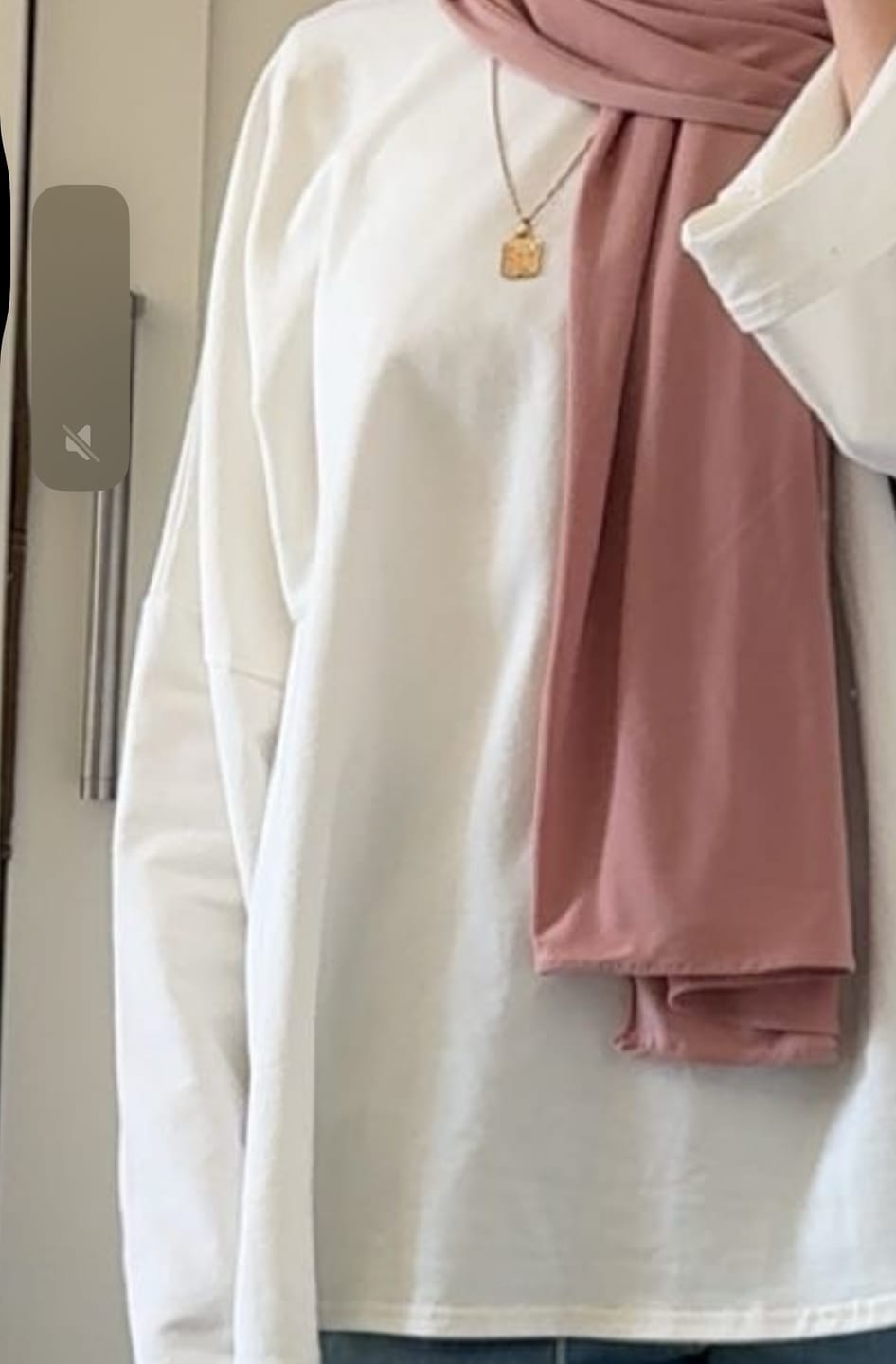Customer photo review of Oversized Long-sleeved T-shirt - White