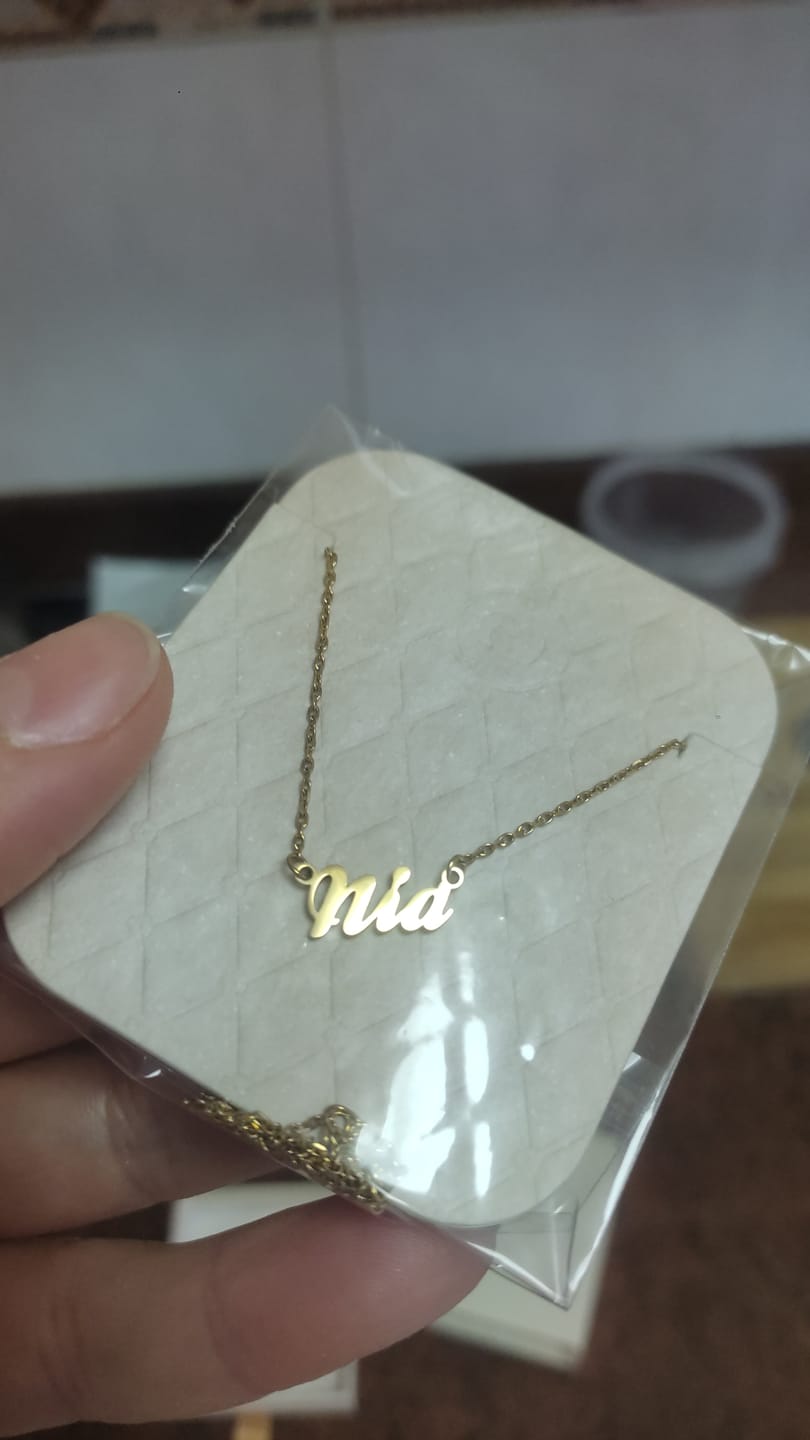 Customer photo review of Collar Nombre - Personalizado