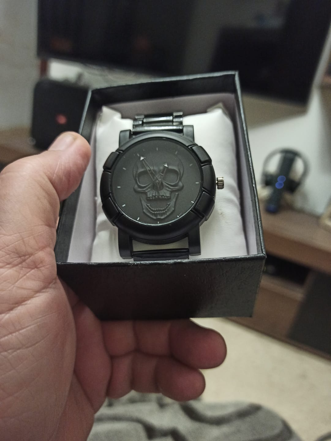 Customer photo review of MEMENTO MORI BLACK