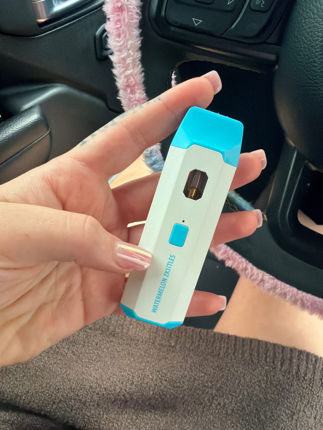 Customer photo review of 2pc Indica Flavor Pack | 3 Gram HHC Disposable Vape