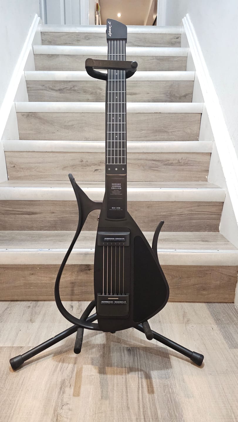 Customer photo review of Cyber-G Guitar String Model