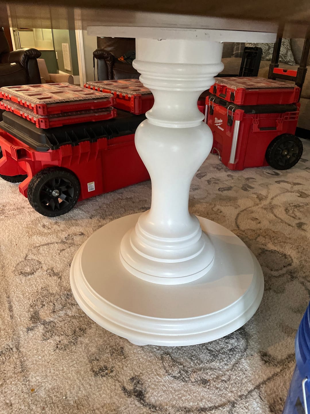 Customer photo review of Bradford Round Pedestal Table Base (WH-Bradford[Height]-Color)