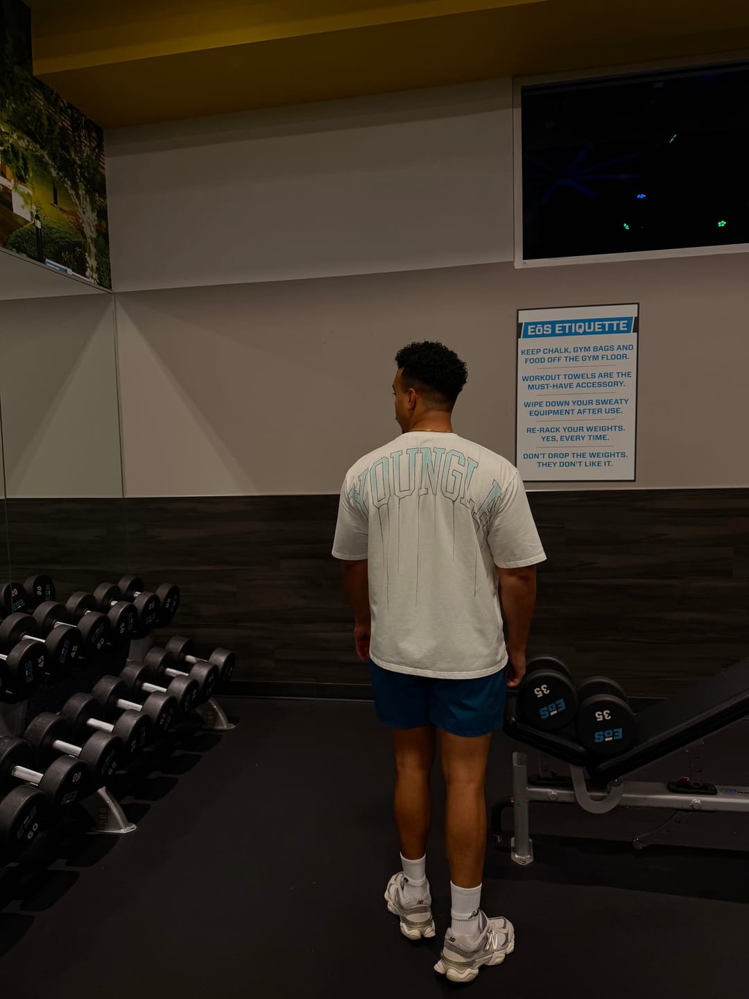 Customer photo review of W428 - Drip Oversized Tee