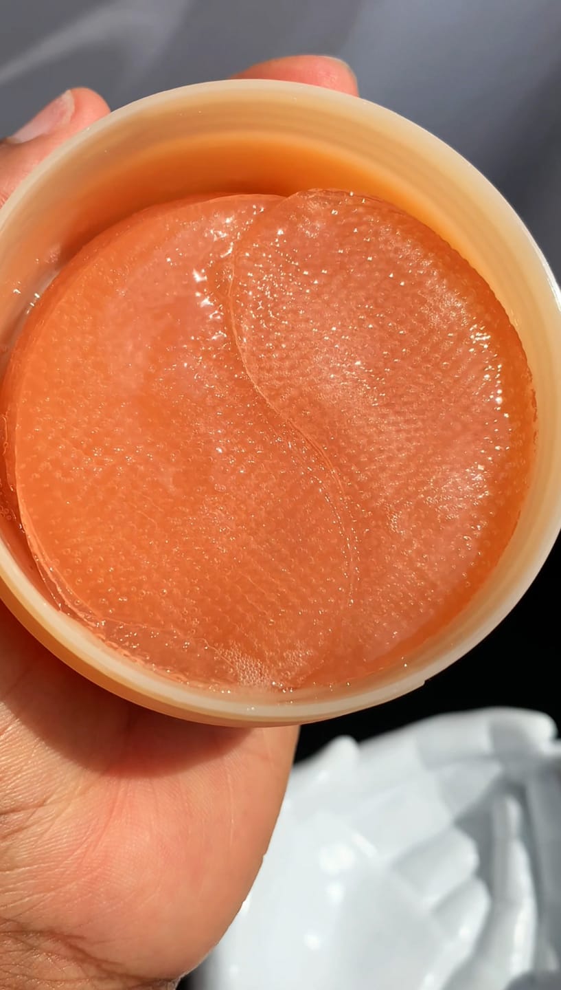 Customer photo review of Glutathione kojic acid eye patch Vita jelly
