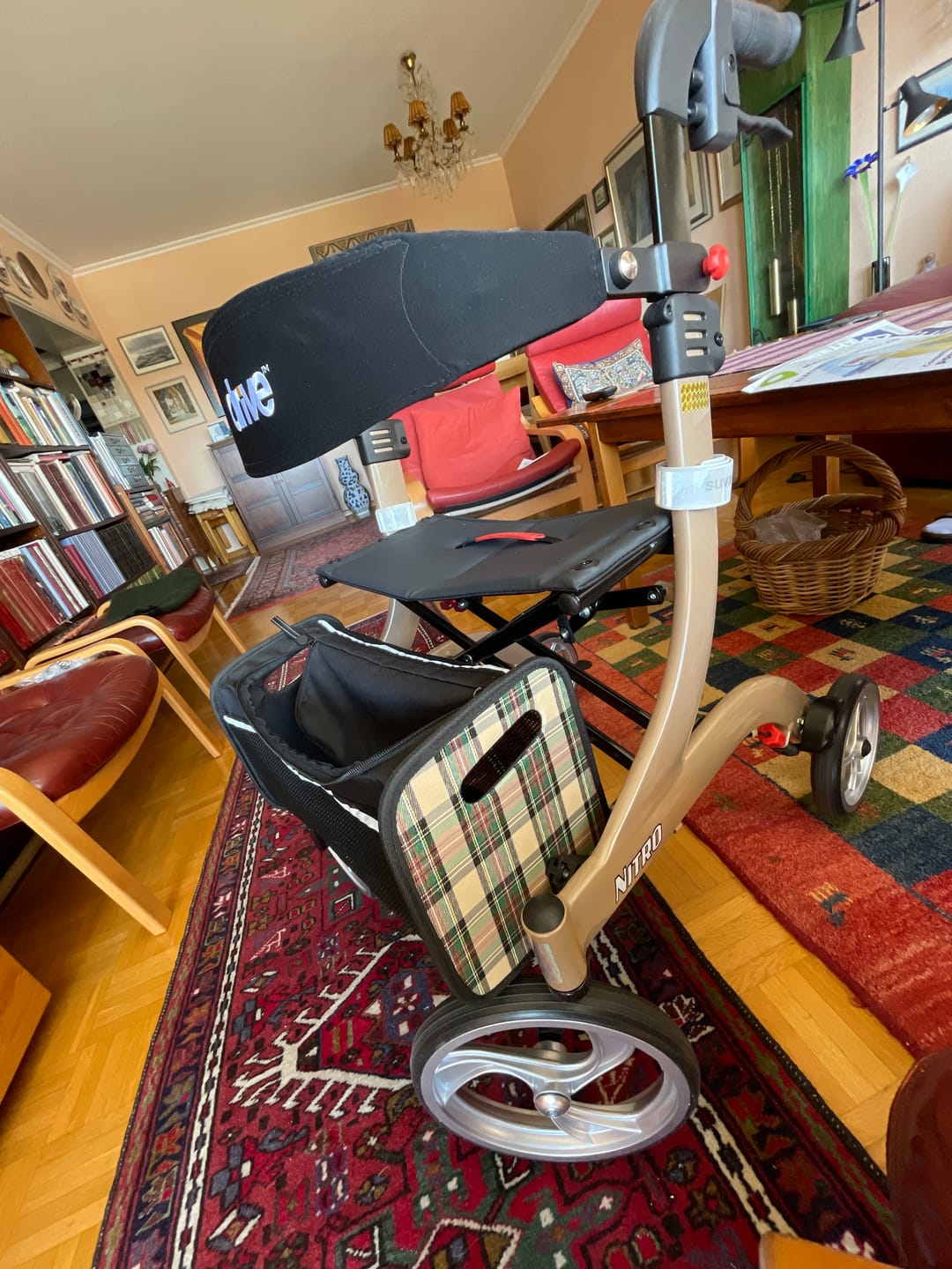 Customer photo review of Rollator Nitro Champagner
