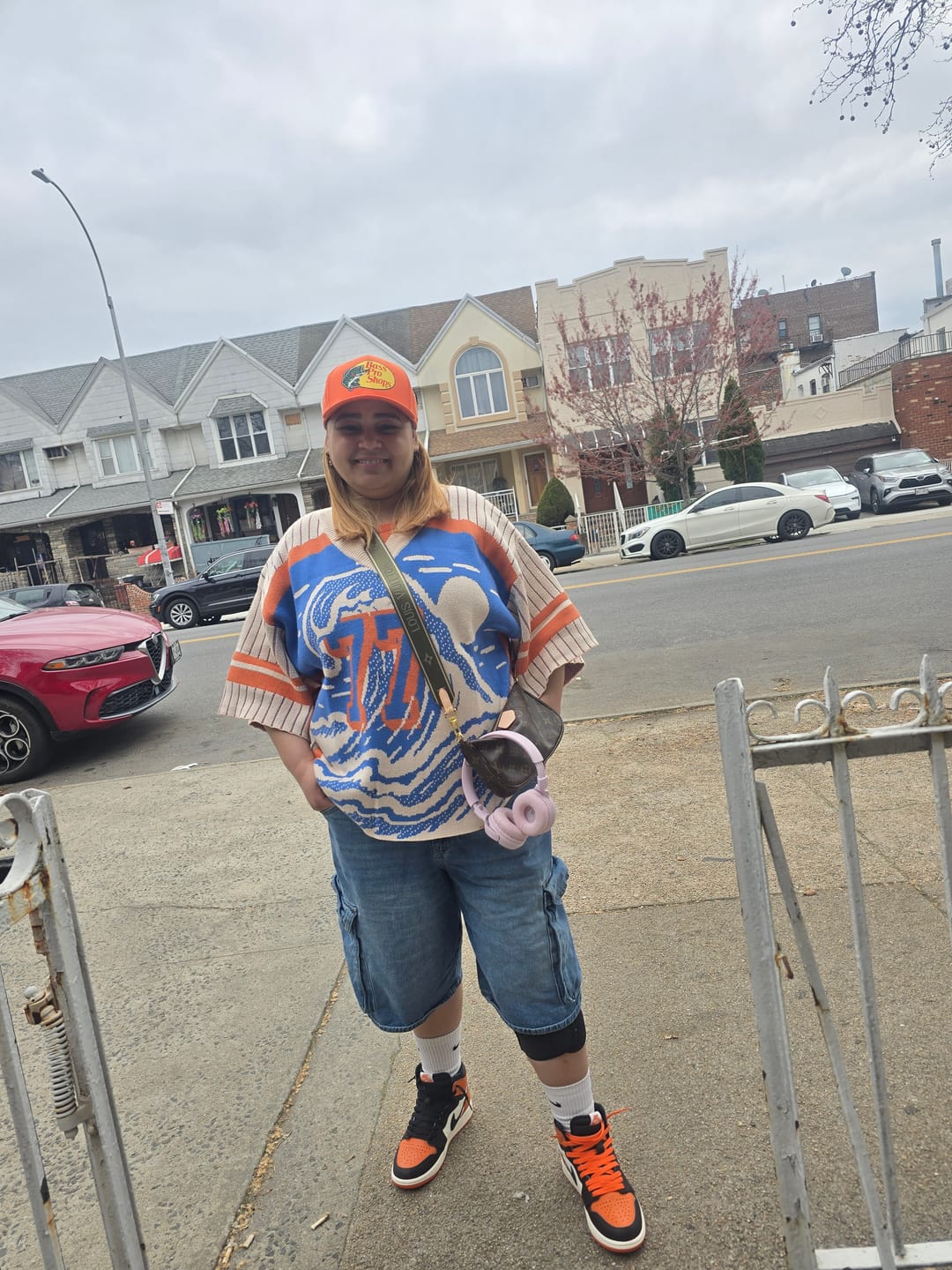 Customer photo review of Aelfric Eden Washed Abstract Graphic Tee