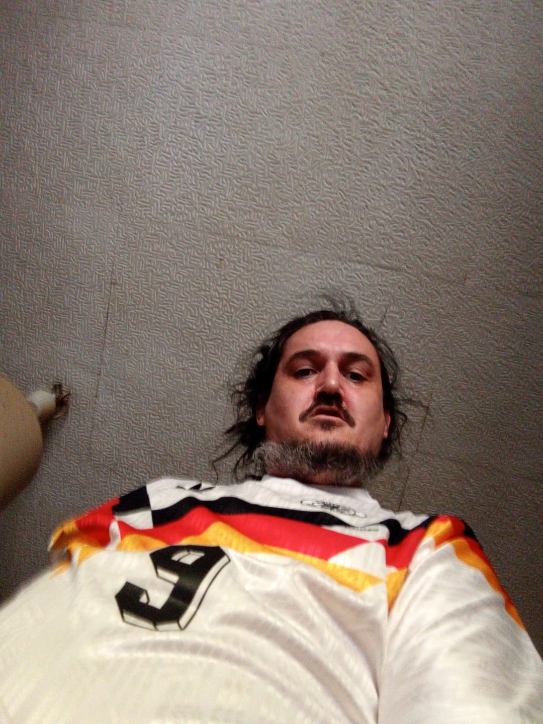 Customer photo review of Rudi Völler Germany Deutschland Retro 1990 World Cup Jersey - Deutschland Retro-Trikot WM 1990 Soccer Shirt