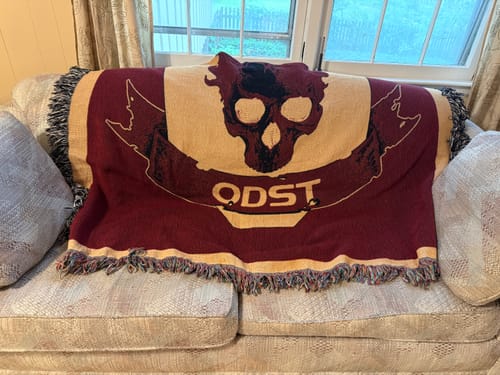 Customer photo review of Hell Jumper Woven Blanket