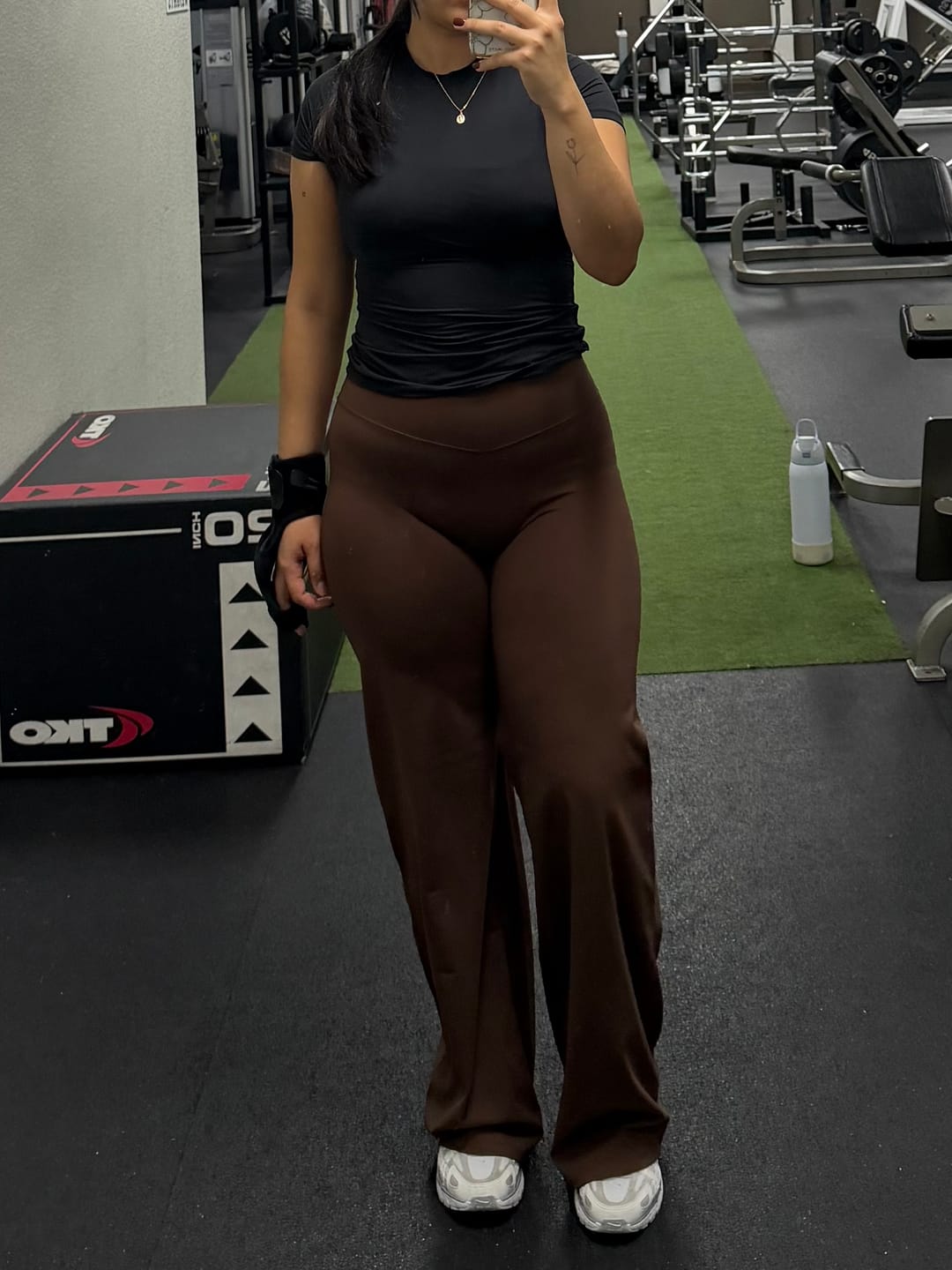 Customer photo review of W2289 - Kove Wide Leg Flare Leggings (Short)