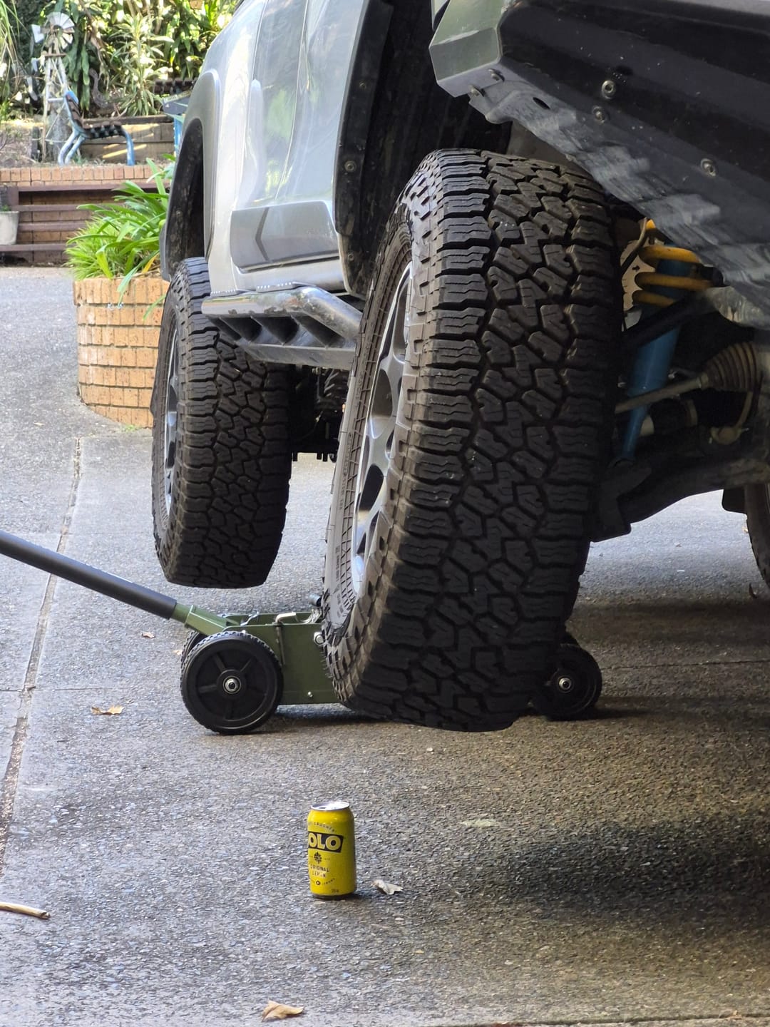 Customer photo review of 3 TONNE RUGGED FLOOR JACK - AUSSIE FLAG EDITION
