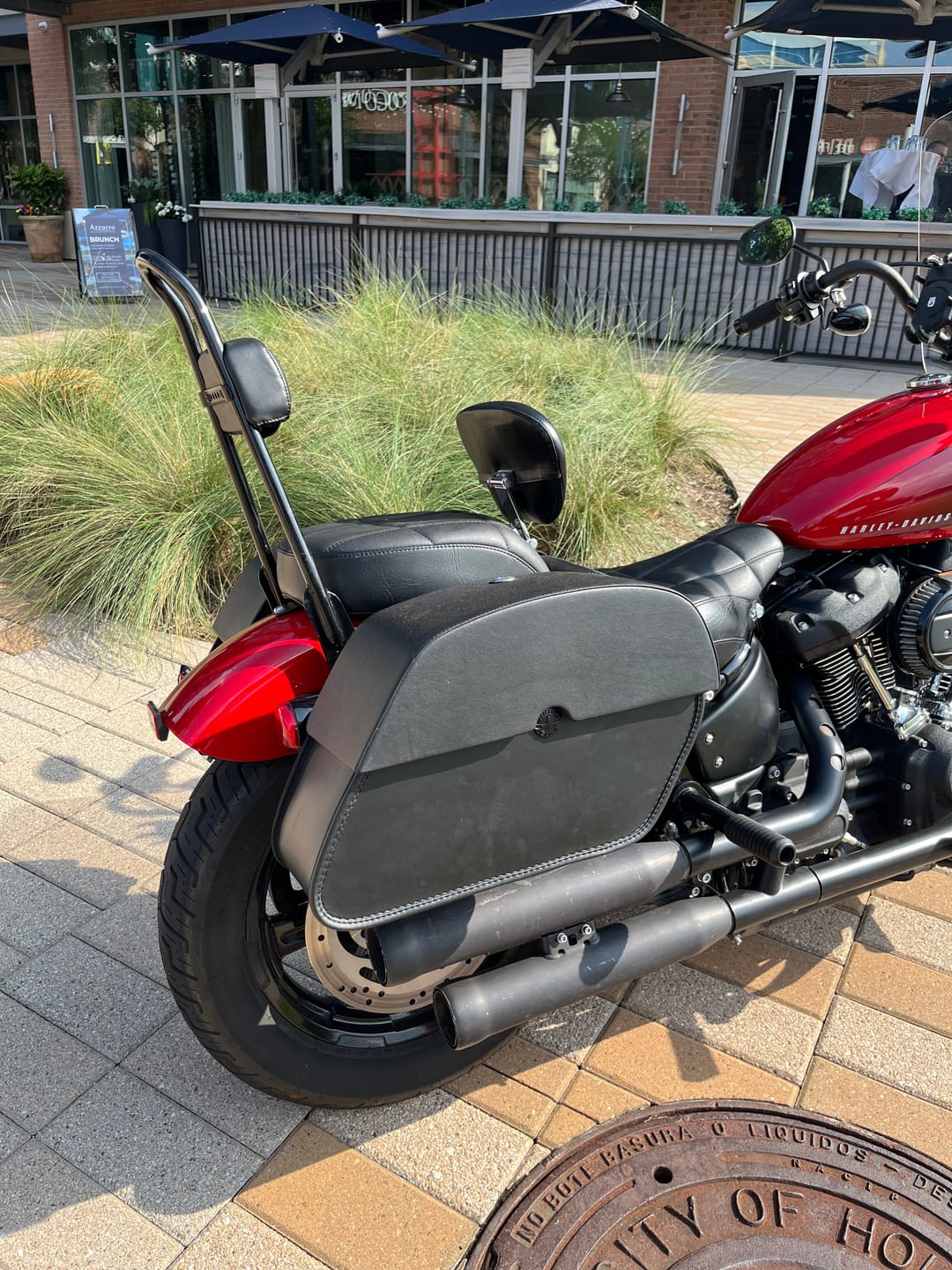 Customer photo review of 28L - Panzer Medium Quick Mount Leather Saddlebags For Harley Softail Street Bob FXBB/S
